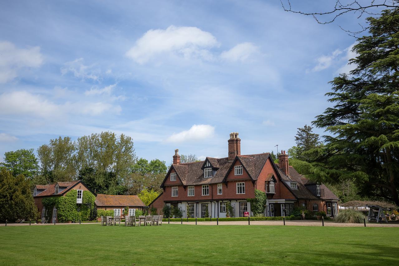 Ravenwood Hall Hotel Bury St. Edmunds Exterior photo